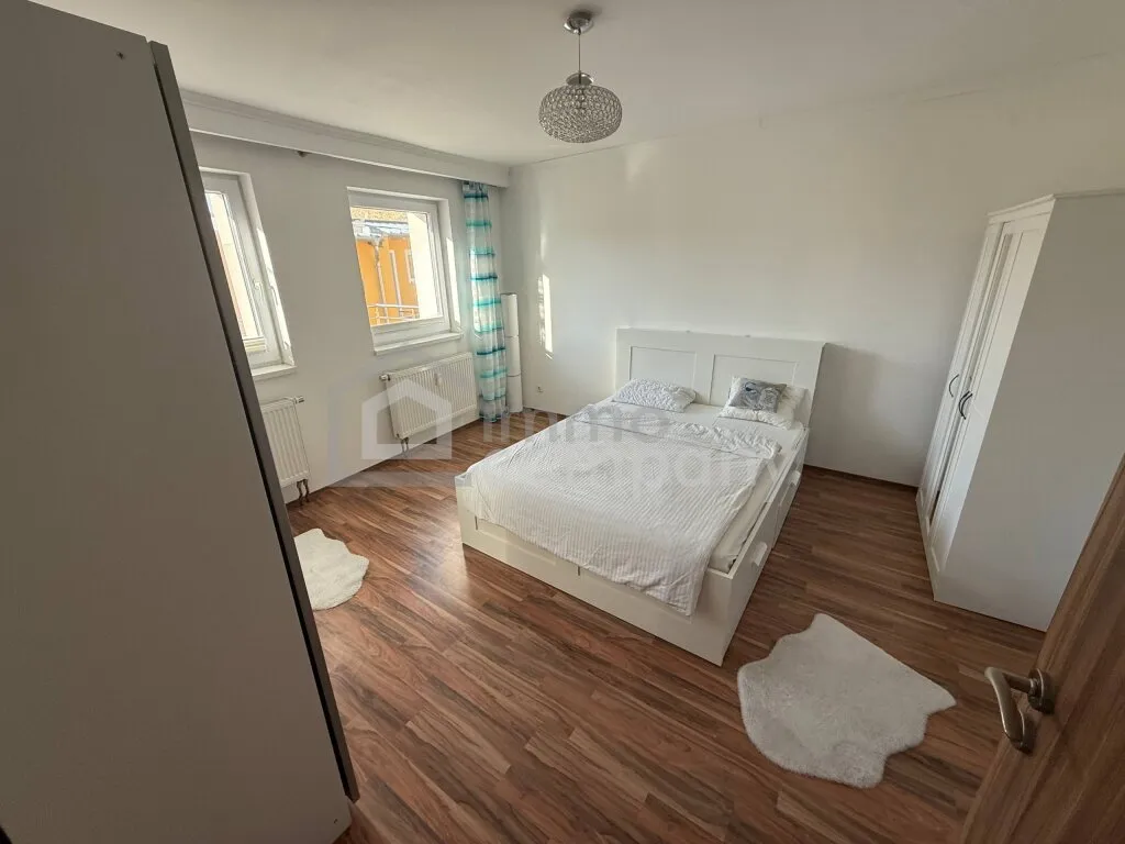 Helle 2-Zimmer-Wohnung mit großer Terrasse - ruhige Lage in Hainburg - Widok 2