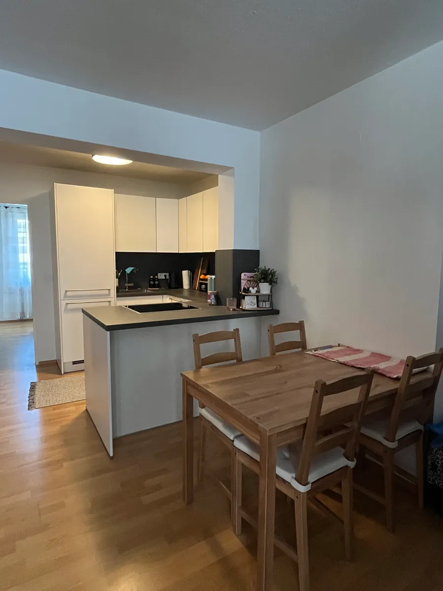Voll möbliert - 2 Min zur U3 Johnstrasse, Mitbenutzung Dachterrasse & Garten, ruhig & hell - Ansicht 3
