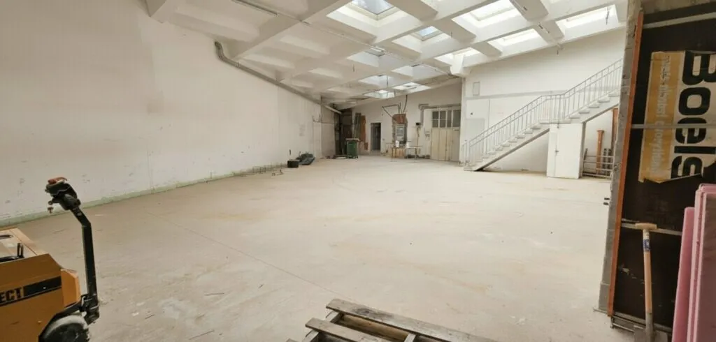 Gewerbehalle mit Bürofläche - ca. 760 m² - Ansicht 2