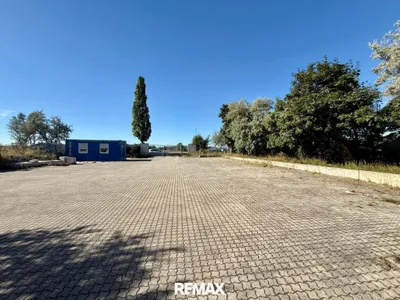 Immobilie kaufen in Baden – 312 m², € 1.495.000 – Bild 2 von 11