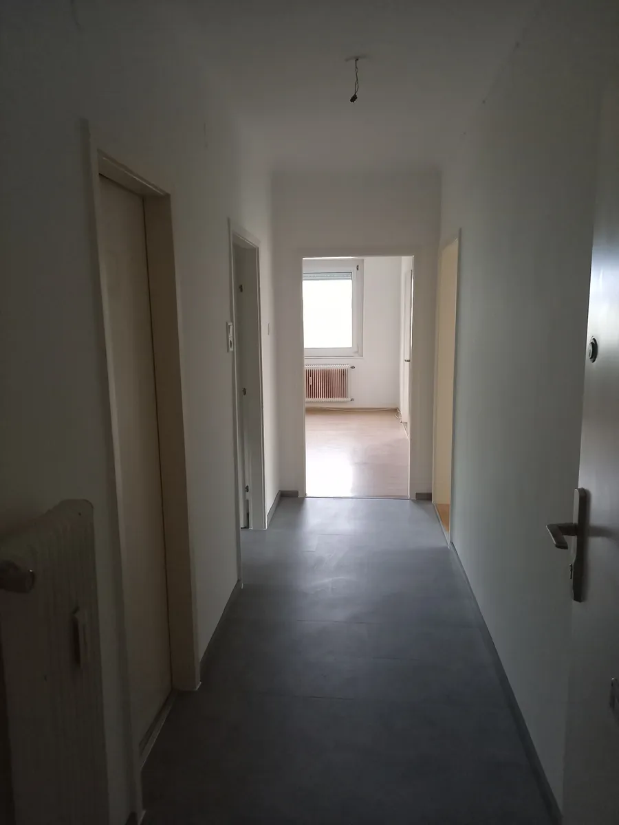 Helle, gemütliche Wohnung in Zentrumsnähe, Parkplatz inklusive - Ansicht 2