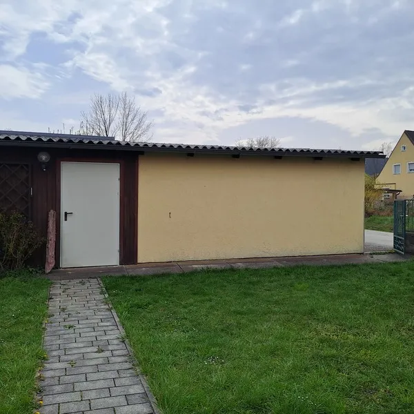 Gepflegtes Einfamilienhaus in ruhiger Siedlungslage - View 3