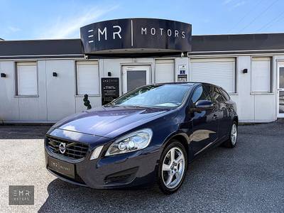 Volvo V60 T4 Momentum Aut. ABSTANDSTEMPOMAT, BI-XENON...