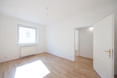 Bezugsfertige 3-Zimmer-Wohnung mit sonniger Loggia in 1140 Wien - U3 Hietzing – Bild 3