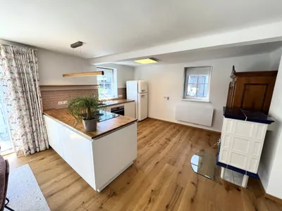 4-Zimmer-Wohnung mieten in Salzburg Stadt – 152 m², € 2.630 – Bild 3 von 14
