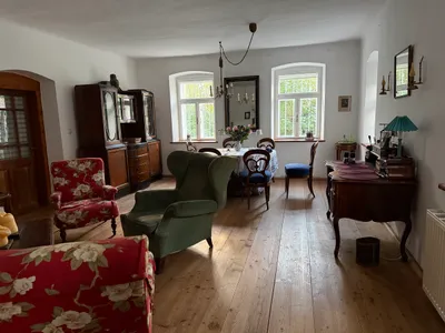 7-Zimmer-Immobilie kaufen in Neunkirchen – 224 m², € 750.000 – Bild 9 von 21