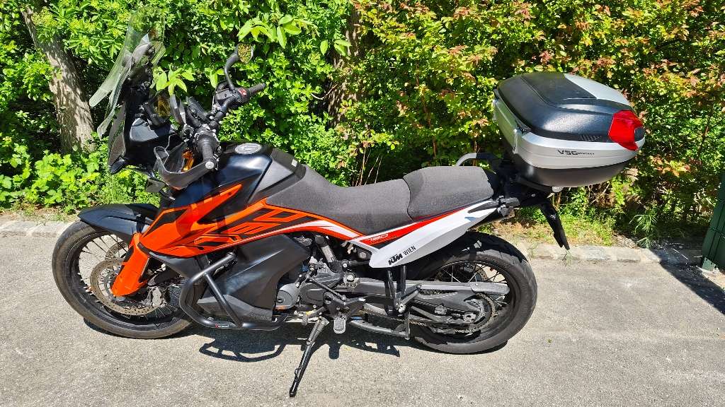 KTM 790 KTM 790 Adventure mit Quickschift+, Topcase, Ständer, Auspuff, Sturzbügel, uvm. Enduro