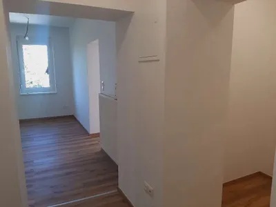 2-Zimmer-Wohnung mieten in Neunkirchen – 68 m², € 526 – Bild 5 von 12