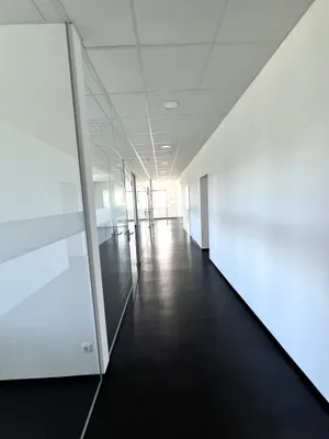 Gewerbeimmobilie mieten in Linz Land – 214 m², € 2.865 – Bild 7 von 9