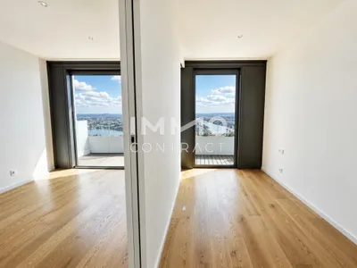 39. Etage inkl. Sonnenaufgang - DANUBEFLATS: Your New Home (Pool, Fitness and Wellness) – Bild 2