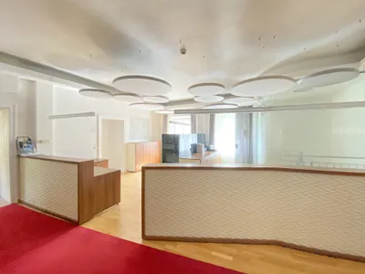 8-Zimmer-Gewerbeimmobilie mieten in Salzburg Stadt – 258 m², € 4.966 – Bild 6 von 13