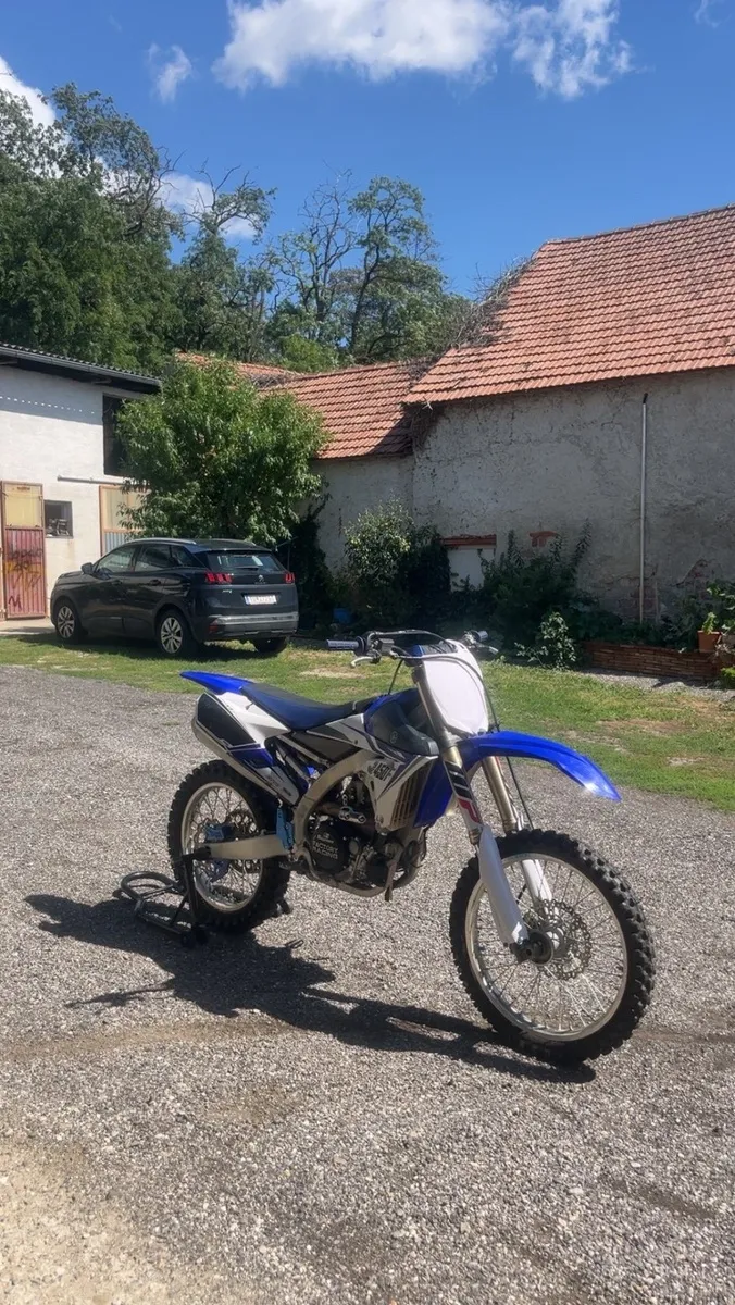 Yamaha YZF