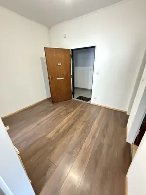 Helle 2-Zi-Wohnung mit Balkon, Einbauküche & Aufzug in 1150 Wien - Miete 1.107,90 EUR WARM... – Bild 3