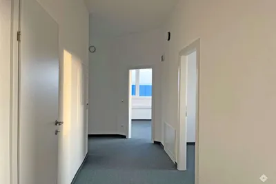 Gewerbeimmobilie mieten in Braunau am Inn – 82 m², € 989 – Bild 4 von 7