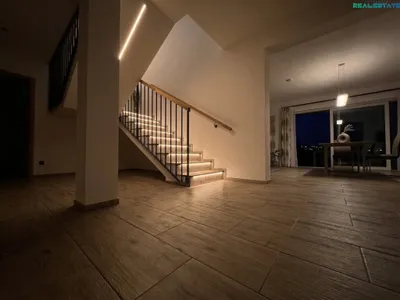 7-Zimmer-Gewerbeimmobilie kaufen in Hollabrunn – 280 m², € 950.000 – Bild 5 von 26
