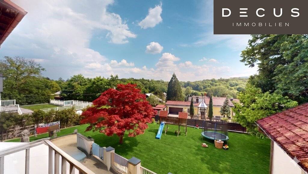 ZWEIFAMILIENHAUS IN GRÜN-RUHELAGE MIT GROSSEM GARTEN UND WEITBLICK - Widok 3