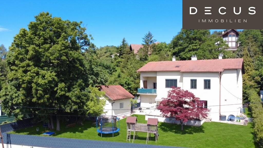 ZWEIFAMILIENHAUS IN GRÜN-RUHELAGE MIT GROSSEM GARTEN UND WEITBLICK, Gießhübl