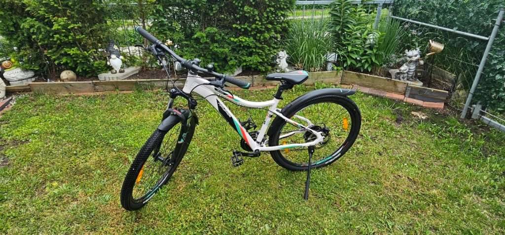 Fahrrad Genesis Helena Damen MTB 27,5 Zoll - 24-Gg. Acera inkl. Zubehr -  gebraucht Damenrad,  285,- (4600 Wels) - willhaben