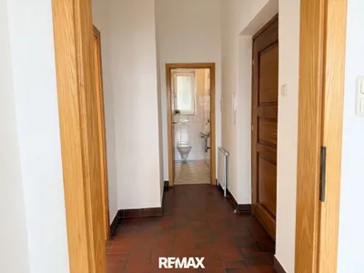 3-Zimmer-Gewerbeimmobilie mieten in Linz – 66 m², € 744 – Bild 4 von 7