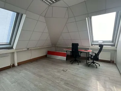 2-Zimmer-Gewerbeimmobilie mieten in Linz – 67 m², € 678 – Bild 4 von 6