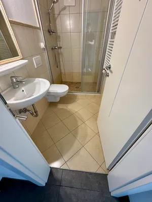 2-Zimmer-Gewerbeimmobilie mieten in Sankt Johann im Pongau – 50 m², € 845 – Bild 2 von 3