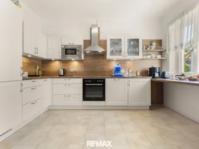 11-Zimmer-Gewerbeimmobilie kaufen in Villach Land – 247 m², € 385.000 – Bild 8 von 13