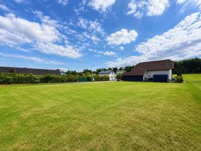 Grundstück kaufen in Neunkirchen – 770 m², € 175.000 – Bild 2 von 5