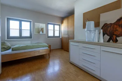 6-Zimmer-Haus kaufen in Vöcklabruck – 270 m², € 1.380.000 – Bild 15 von 41