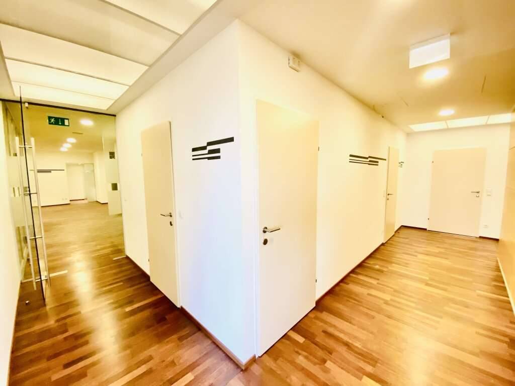 Büro/Praxisfläche- in exklusiver Lage zu verkaufen/zu vermieten - Widok 3