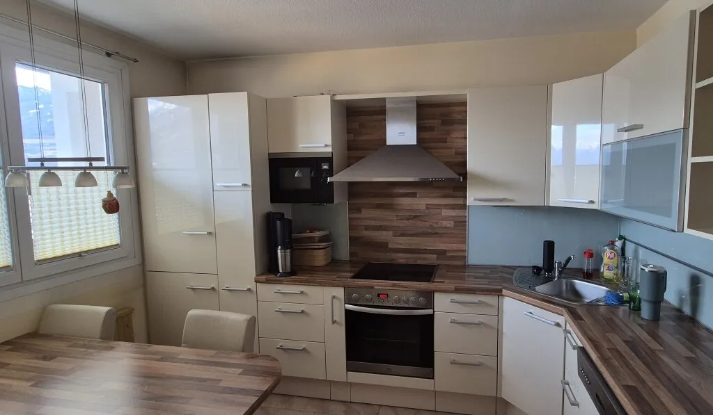 3-Zi-Wohnung mit Balkon und Tiefgaragenabstellplatz zu vermieten! - Widok 3