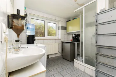 Gewerbeimmobilie kaufen in Bruck an der Leitha – 837 m², € 549.000 – Bild 12 von 21