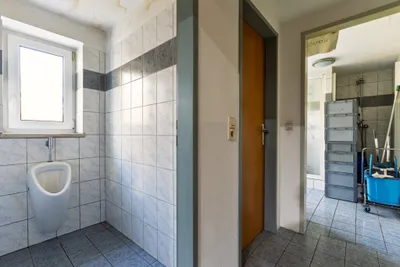 Gewerbeimmobilie kaufen in Bruck an der Leitha – 837 m², € 549.000 – Bild 8 von 21