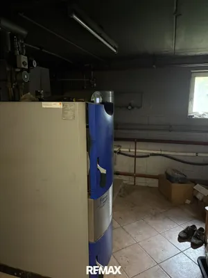 9-Zimmer-Gewerbeimmobilie kaufen in Neunkirchen – 341,17 m², € 649.000 – Bild 20 von 23