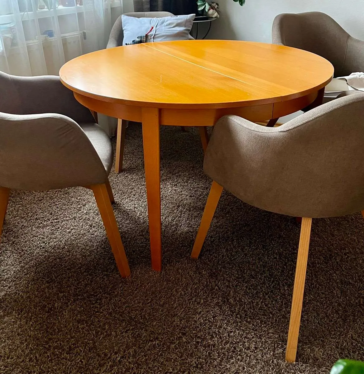 IKEA Tisch rund, ausziehbar, € 60,- (6330 Kufstein)