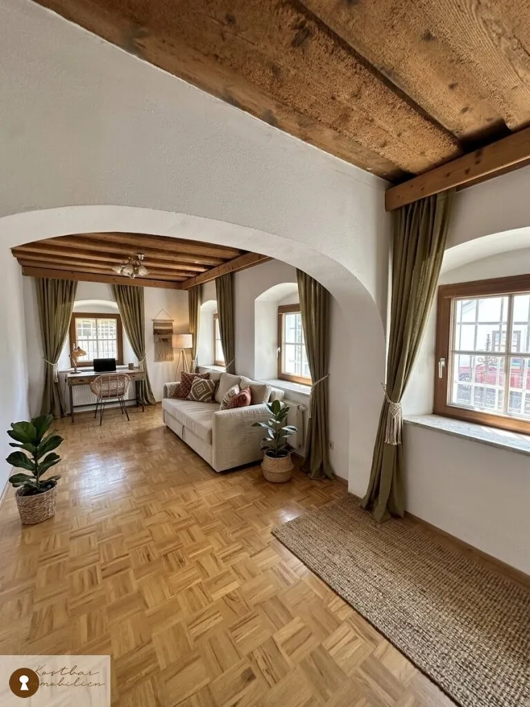 Charmante Zweizimmer Altbauwohnung mit historischem Flair und modernem Komfort im Herzen von St. Peter mit Parkplatz, zu vermieten! – pohled 2