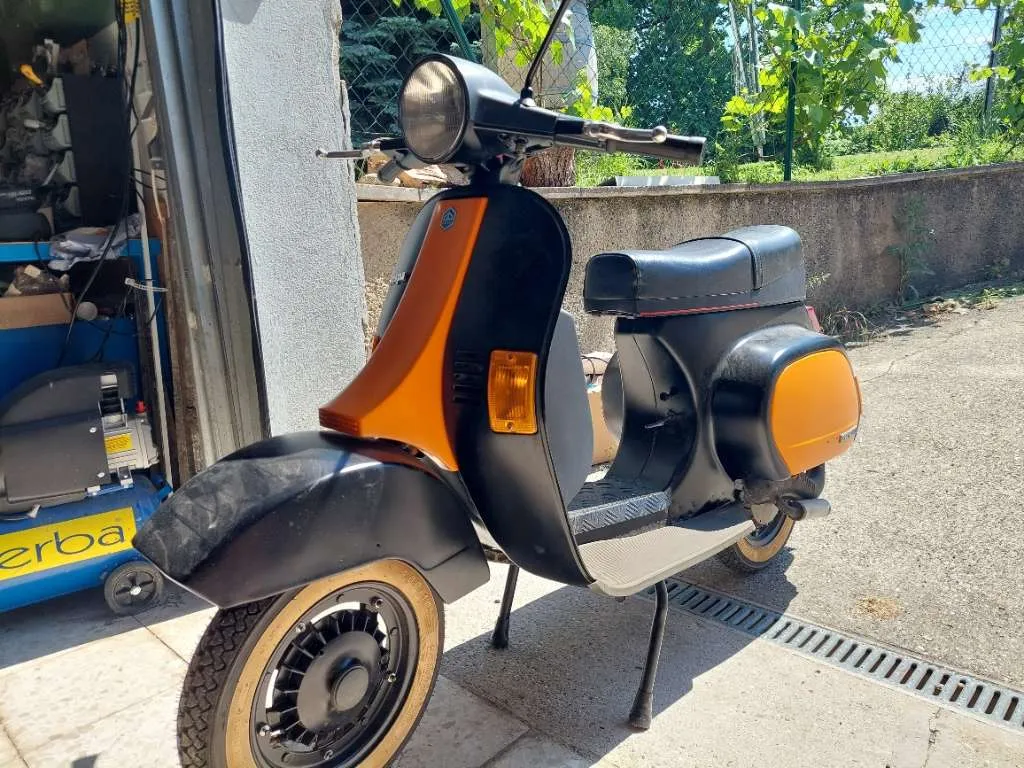 Vespa PK