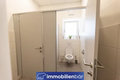 Gewerbeimmobilie mieten in Grieskirchen – 99 m², € 1.690 – Bild 5 von 8