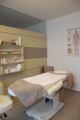 8-Zimmer-Gewerbeimmobilie mieten in Salzburg Stadt – 120 m², € 2.640 – Bild 5 von 10