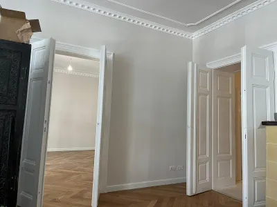 (reserviert) Sanierte Altbauwohnung, Botschaftsviertel/ Stadtpark – Bild 2