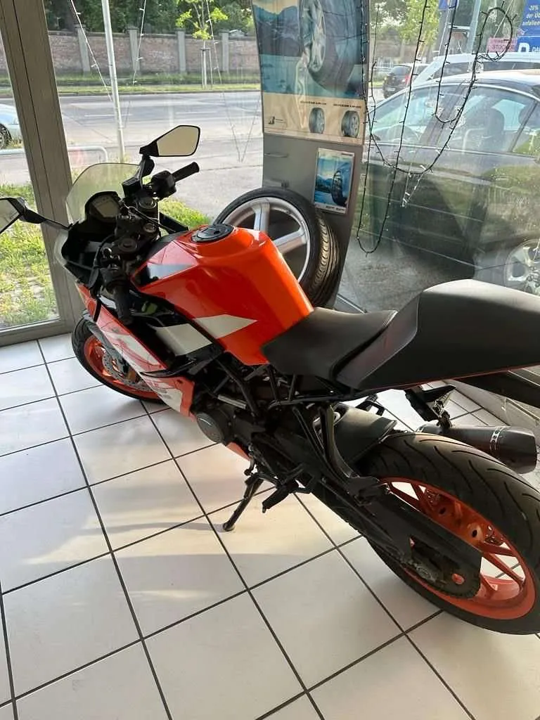 KTM 125
