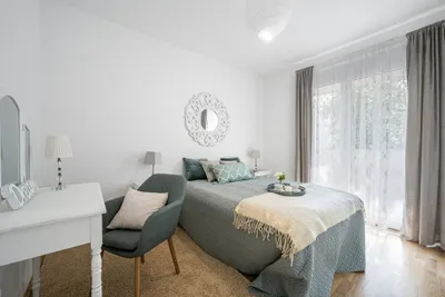 2-Zimmer-Wohnung mieten in Baden – 44 m², € 978 – Bild 6 von 8