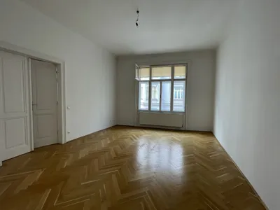 UNBEFRISTET: 4 Zimmer Wohnung mit kleiner Freifläche ab NOVEMBER – Bild 3