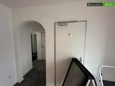 13-Zimmer-Gewerbeimmobilie mieten in Voitsberg – 523 m², € 4.450 – Bild 13 von 40