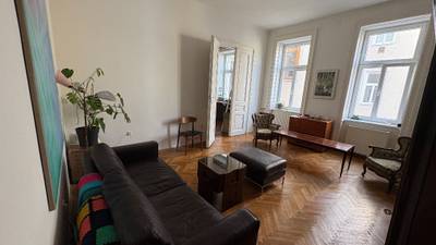 Möblierte Altbauwohnung in Top-Lage - 1040 Wien | Nur 2 Minuten zur U1 | Befristet vom 01.07. bis 31.12. – Bild 2