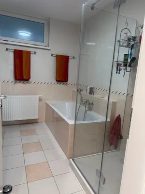4-Zimmer-Wohnung mieten in Baden – 112 m², € 1.720 – Bild 9 von 12