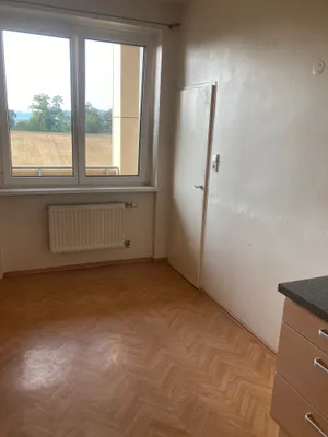 2-Zimmer-Wohnung mieten in Linz – 75 m², € 739 – Bild 4 von 13