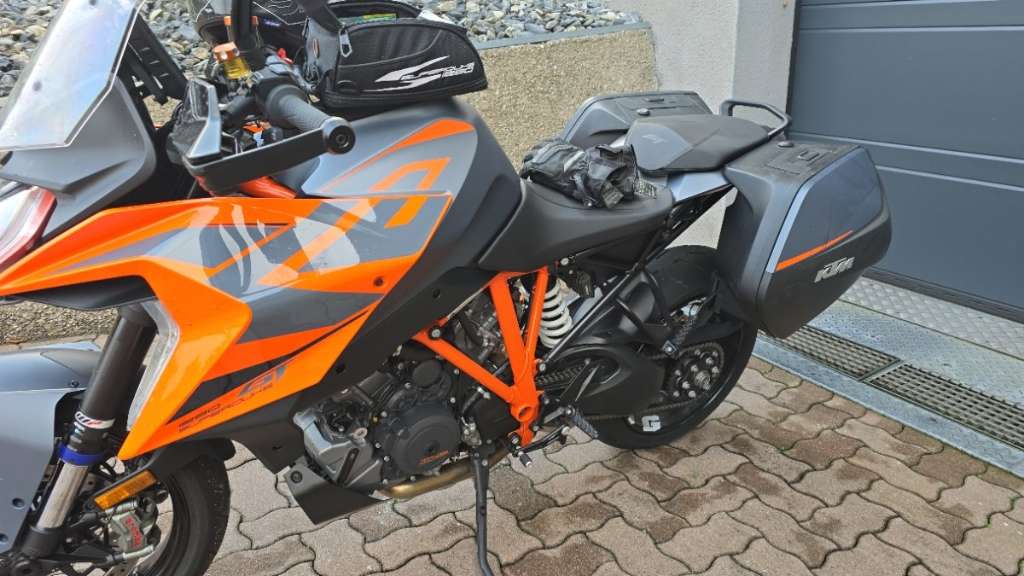 KTM 1290 Superduke GT Tourer