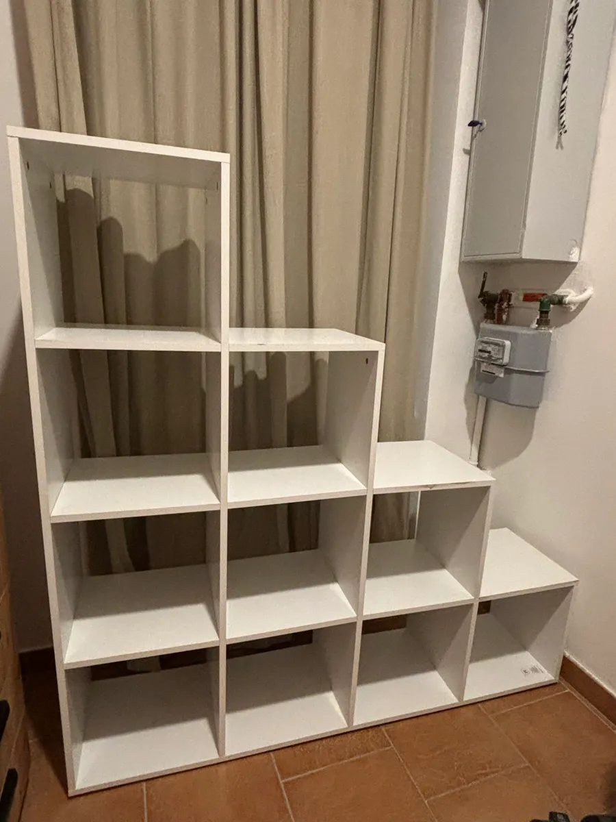 Regal zu verschenken, € 0,- (1020 Wien)