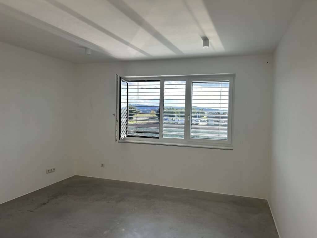Vielseitige Gewerbefläche in Top-Lage Alkovens - 930m² für Ihren Erfolg! - Ansicht 2