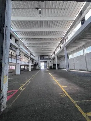 Gewerbeimmobilie mieten in Linz – 1 508 m², € 8.540